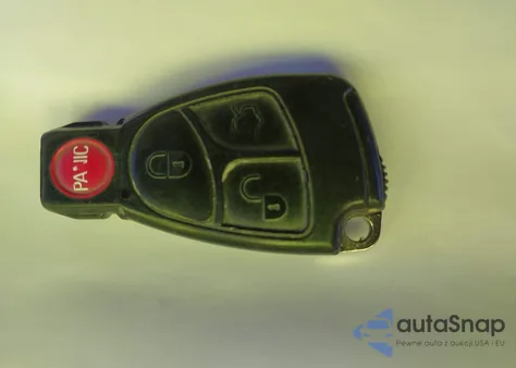 2002 Mercedes-Benz C 240 z USA, uszkodzony, nr VIN WDBRF61J32F249682